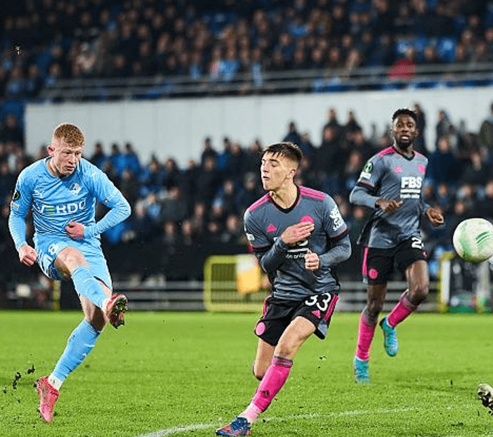 包含荷甲今夜再迎强敌,托特纳姆调整名单,主帅态度——目标明确,控场能力受关注的词条 包含荷甲今夜再迎强敌,托特纳姆调整名单,主帅态度——目标明确,控场能力受关注的词条