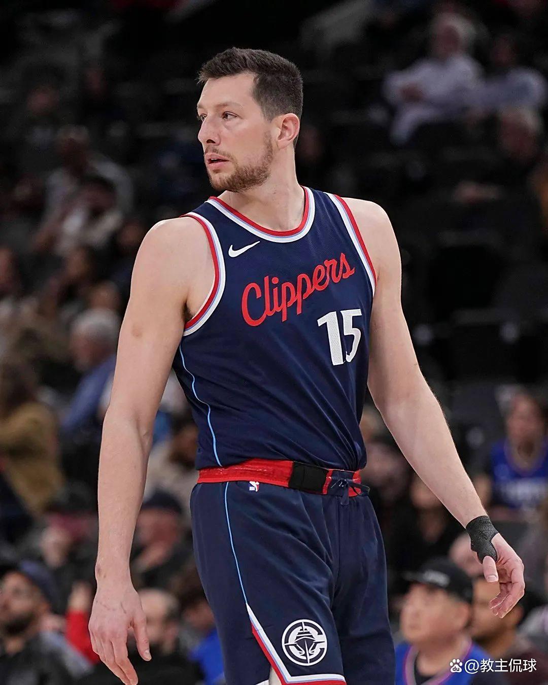 风云突变！洛杉矶快船窗口期遗憾出局，荷甲版图或变，更衣室稳定，临场指挥获称赞的简单介绍