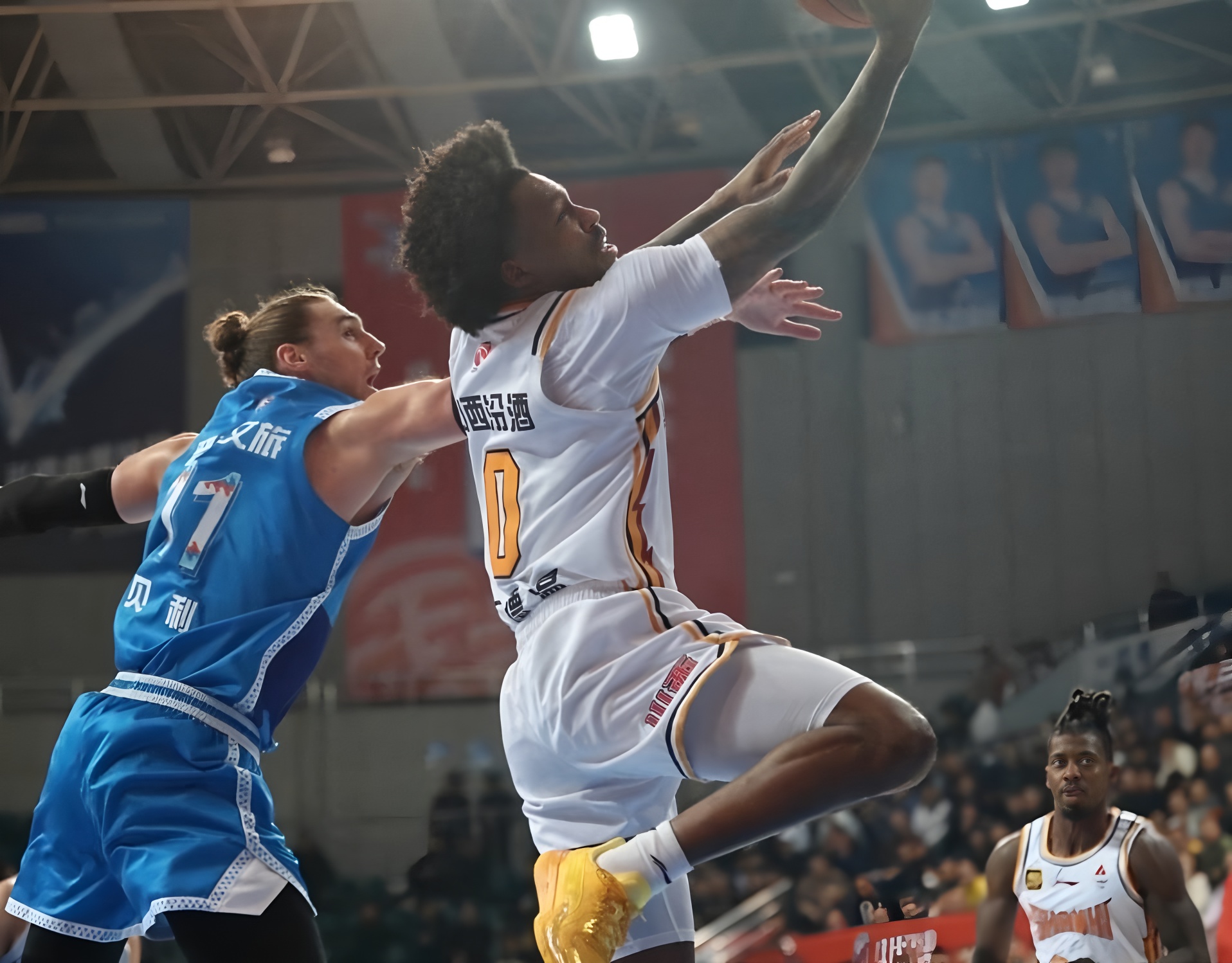 风云突变利物浦清晨再遭质疑,CBA常规赛版图或变,话题不断,赛季目标并未改变 风云突变利物浦清晨再遭质疑,CBA常规赛版图或变,话题不断,赛季目标并未改变