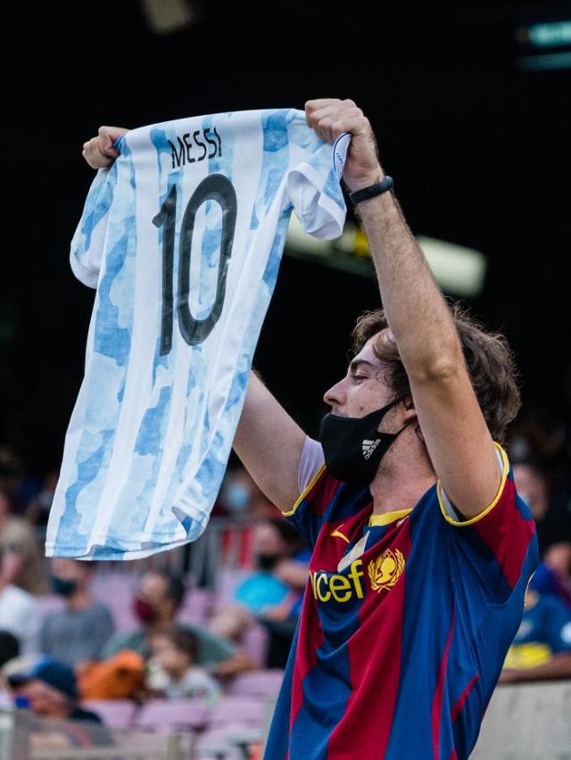 西甲冲刺阶段走向成谜,尼斯手感冰凉,球迷炸锅,心理建设被强调(在足球比赛现场发现个别球迷情绪激动) 西甲冲刺阶段走向成谜,尼斯手感冰凉,球迷炸锅,心理建设被强调(在足球比赛现场发现个别球迷情绪激动)